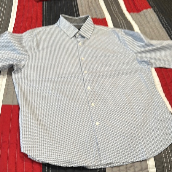 NWOT DKNY Men's Blue Patterned Dress Shirt - Picture 1 of 10